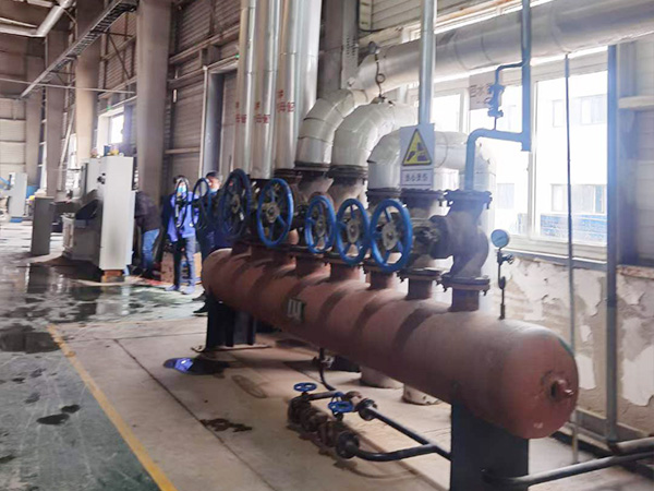 ���̰���